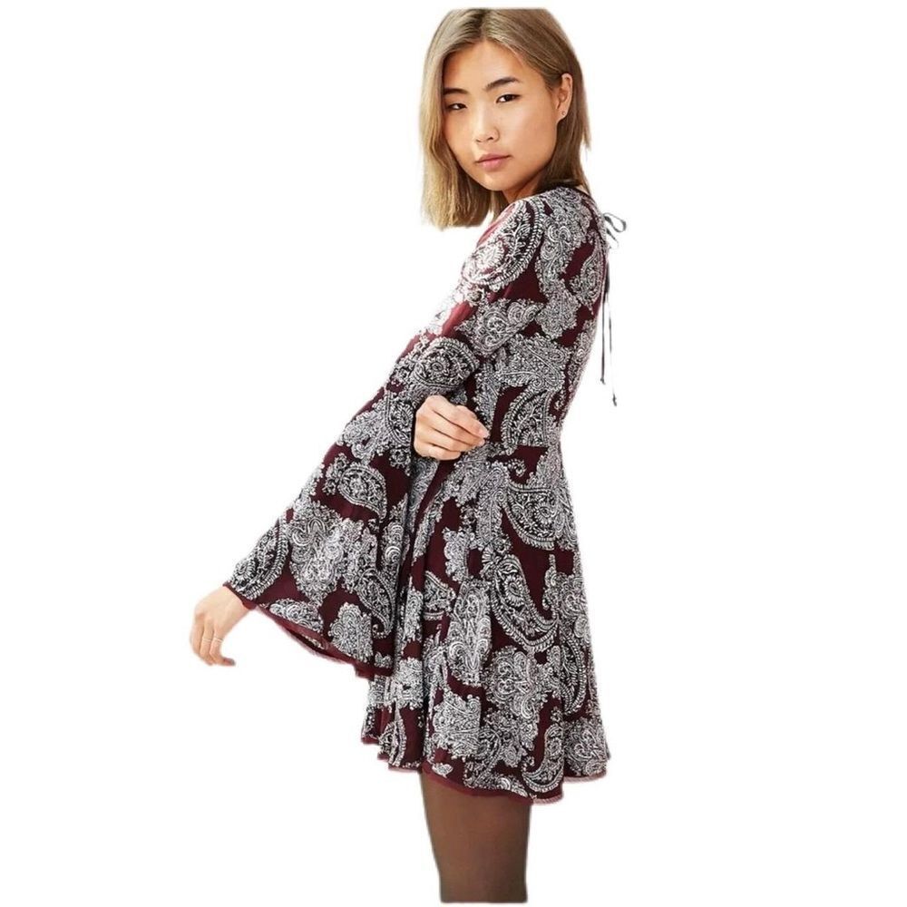 Urban Outfitters Ecote Bell Sleeve Paisley Dress Wine Bordeaux 6 - Picture 4 of 12